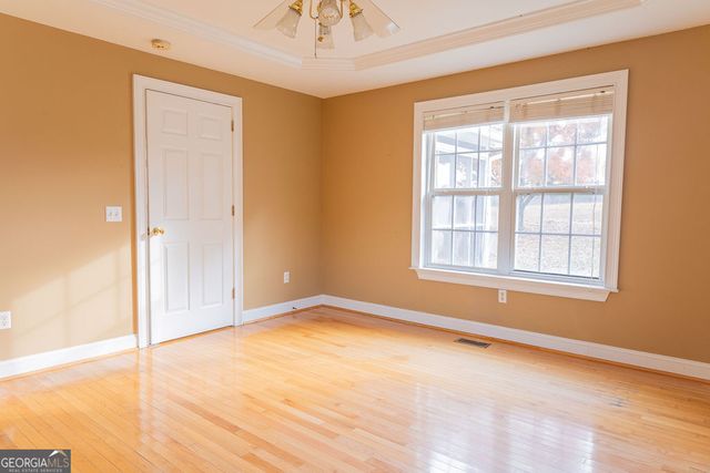 218 Golden Oaks Drive, Lafayette, GA 30728