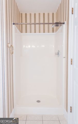 218 Golden Oaks Drive, Lafayette, GA 30728