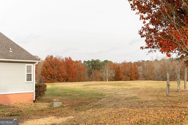 218 Golden Oaks Drive, Lafayette, GA 30728