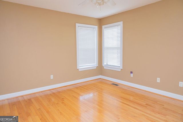 218 Golden Oaks Drive, Lafayette, GA 30728