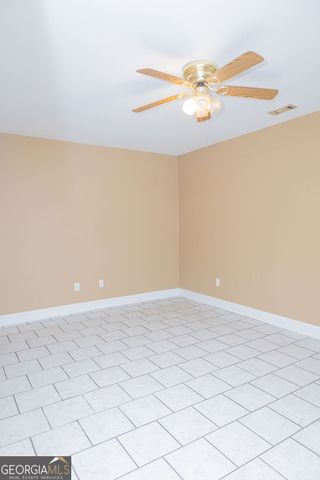 218 Golden Oaks Drive, Lafayette, GA 30728