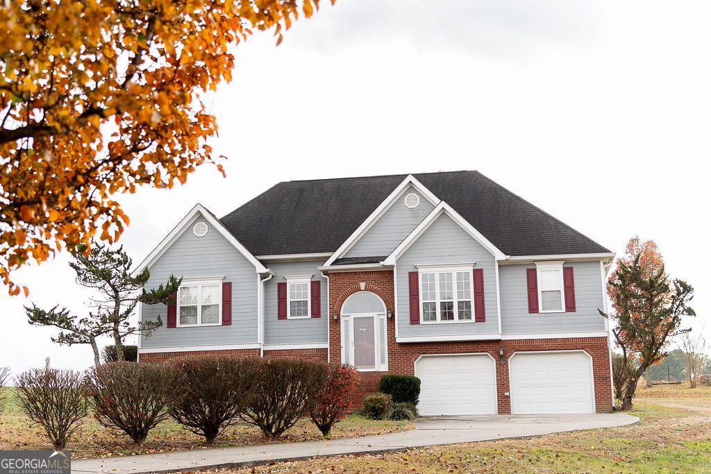 218 Golden Oaks Drive, Lafayette, GA 30728