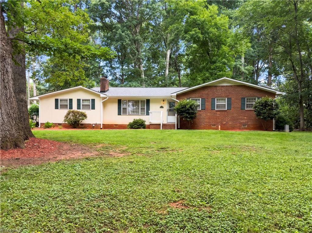 1309 Tohari Road, Winston-salem, NC 27105