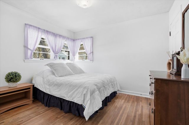 400 Mill Street, Excelsior, MN 55331