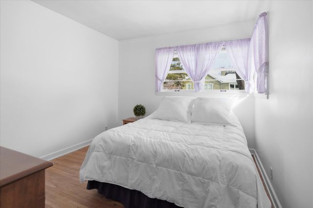 400 Mill Street, Excelsior, MN 55331