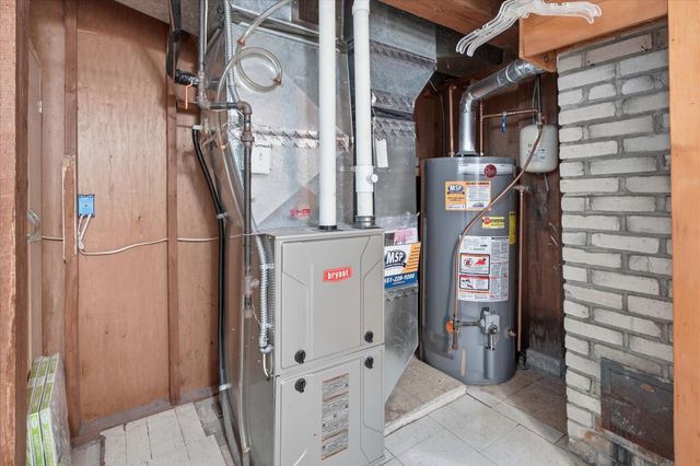 400 Mill Street, Excelsior, MN 55331