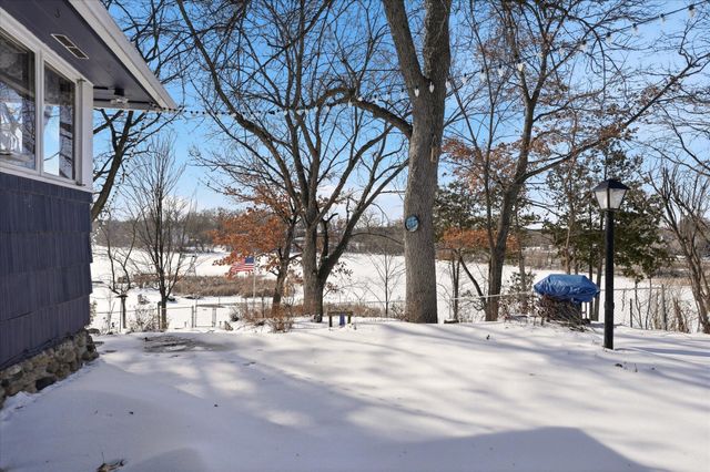 400 Mill Street, Excelsior, MN 55331