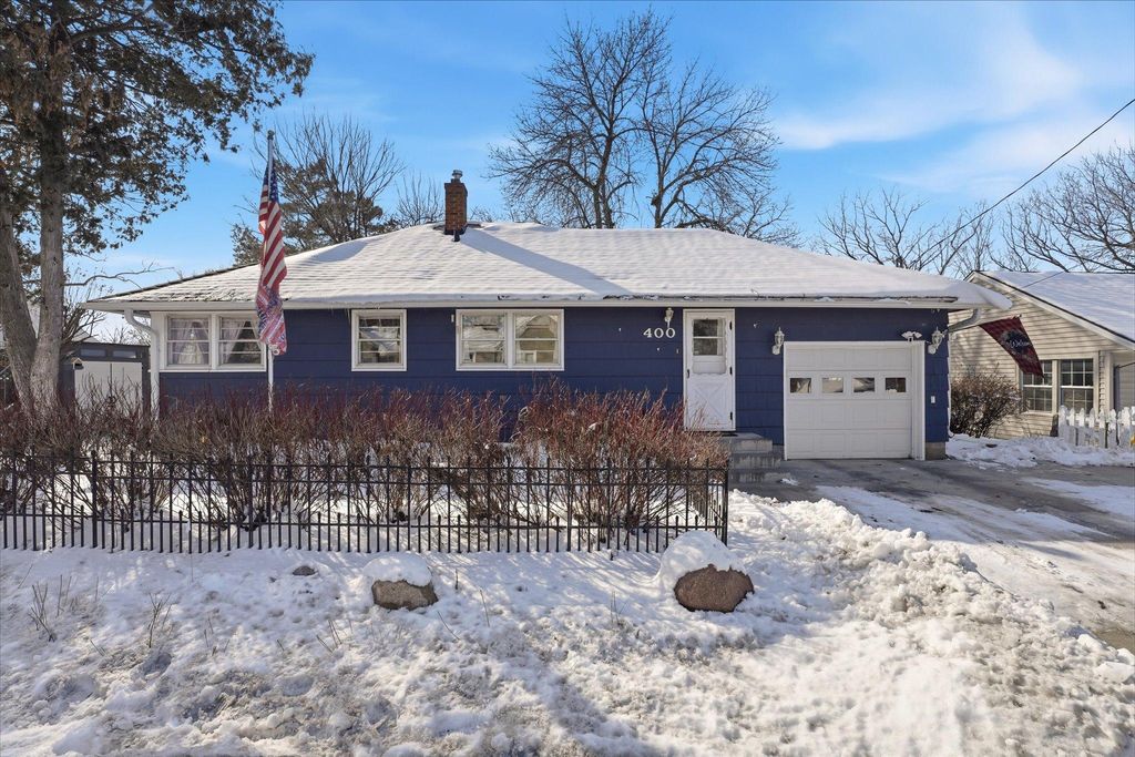 400 Mill Street, Excelsior, MN 55331