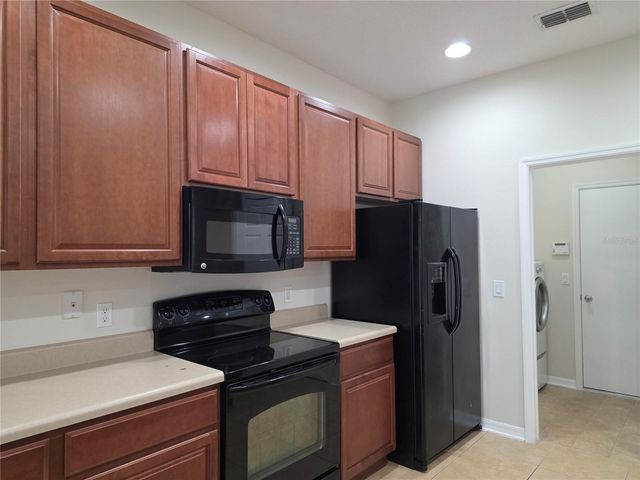311 RAMBLING CIRCLE, Apopka, FL 32712