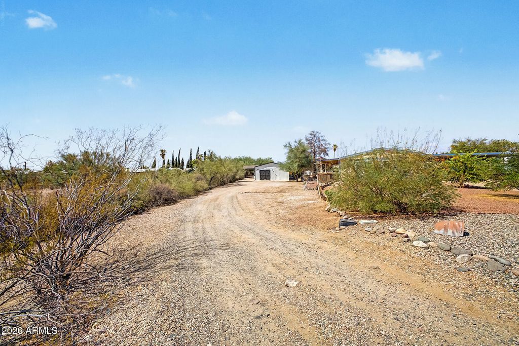 22324 W SUNSHINE Drive, Wittmann, AZ 85361 — photo 2