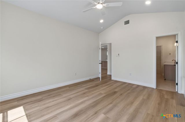 362 Stagecoach Trail, San Marcos, TX 78666