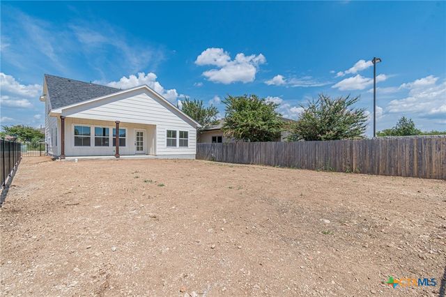 362 Stagecoach Trail, San Marcos, TX 78666