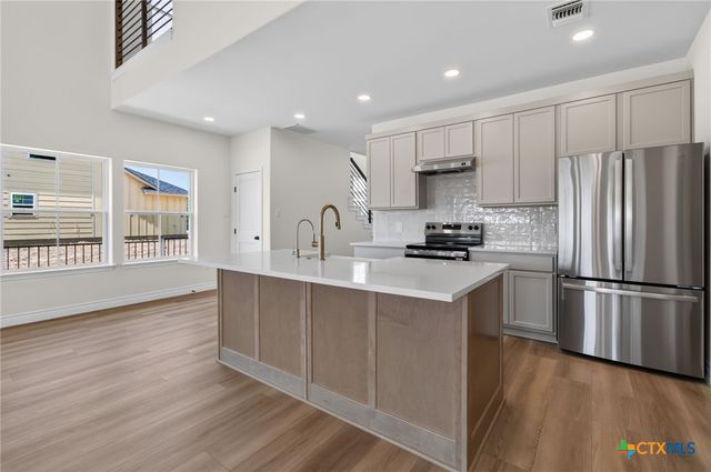 362 Stagecoach Trail, San Marcos, TX 78666