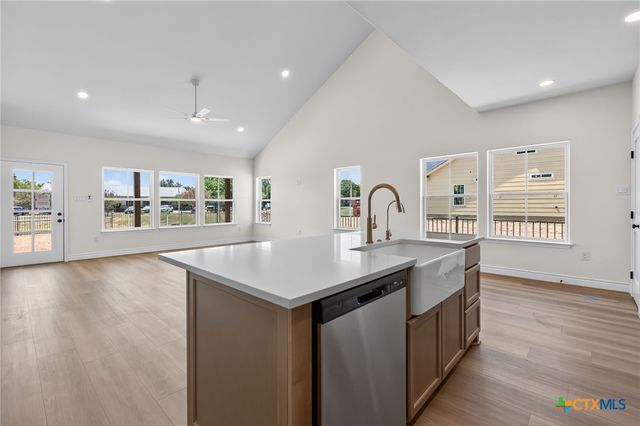 362 Stagecoach Trail, San Marcos, TX 78666