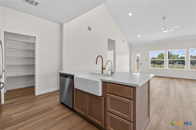 362 Stagecoach Trail, San Marcos, TX 78666