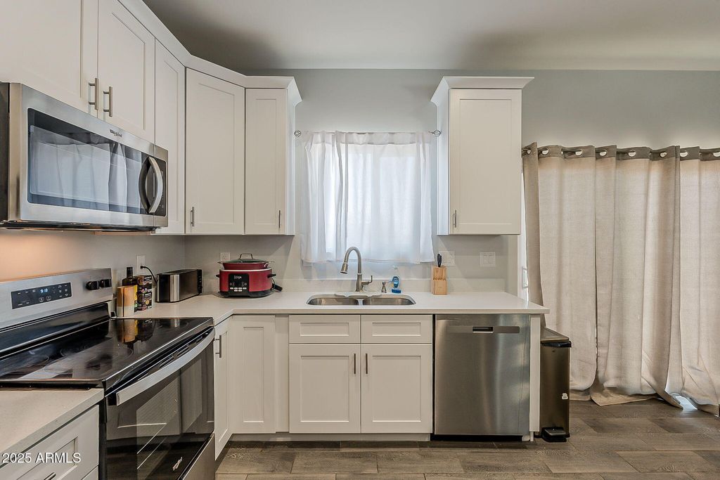 Image 2 of property listing at 3345 W SANTAN VISTA Drive, Eloy, AZ 85131