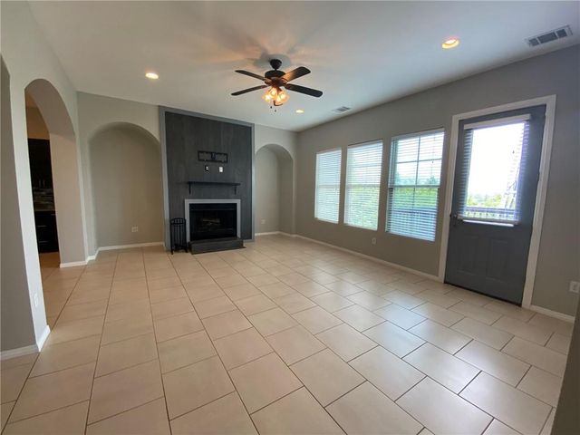 204 Spellbrook LN, Lakeway, TX 78734