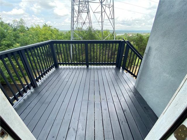 204 Spellbrook LN, Lakeway, TX 78734