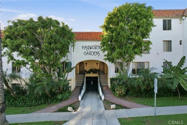 1345 N Hayworth 2, West Hollywood, CA 90046