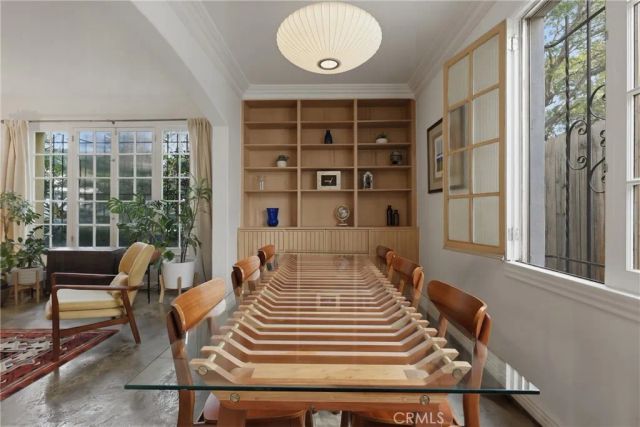 1345 N Hayworth 2, West Hollywood, CA 90046