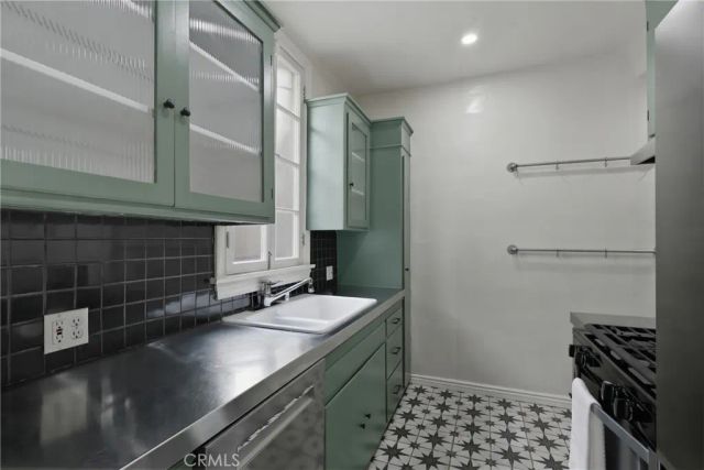 1345 N Hayworth 2, West Hollywood, CA 90046