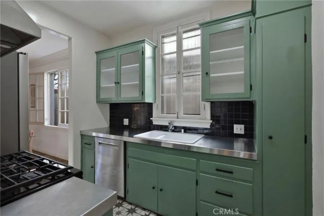 1345 N Hayworth 2, West Hollywood, CA 90046