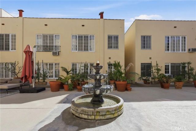 1345 N Hayworth 2, West Hollywood, CA 90046