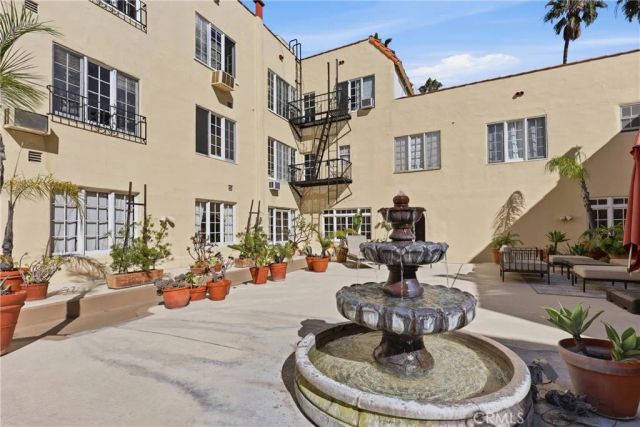 1345 N Hayworth 2, West Hollywood, CA 90046