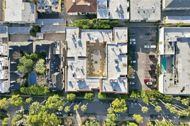 1345 N Hayworth 2, West Hollywood, CA 90046