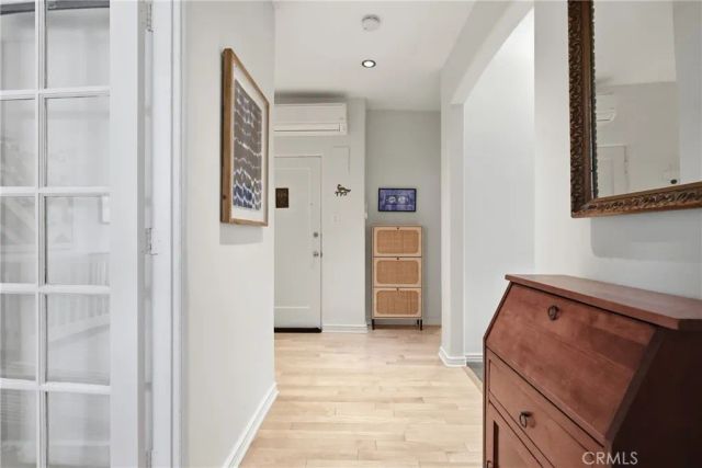 1345 N Hayworth 2, West Hollywood, CA 90046