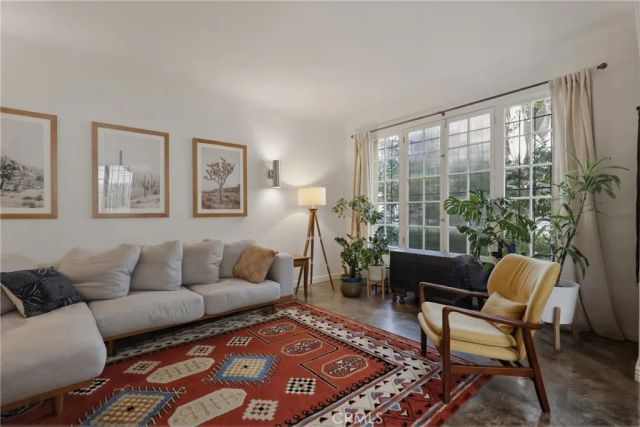 1345 N Hayworth 2, West Hollywood, CA 90046