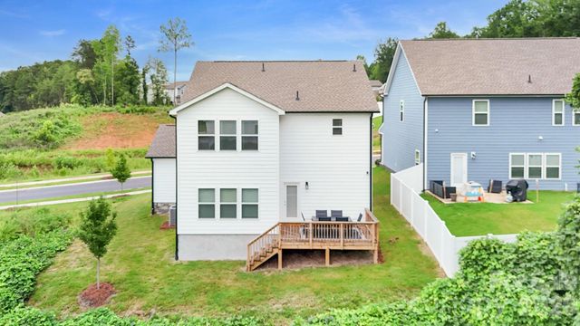 5256 Piedmont Run Road, Mount Holly, NC 28120