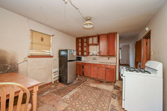 5905 Willow Drive, Pearland, TX 77584