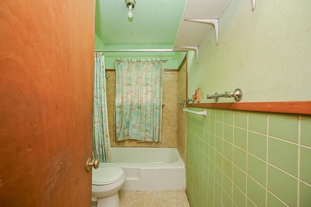 5905 Willow Drive, Pearland, TX 77584