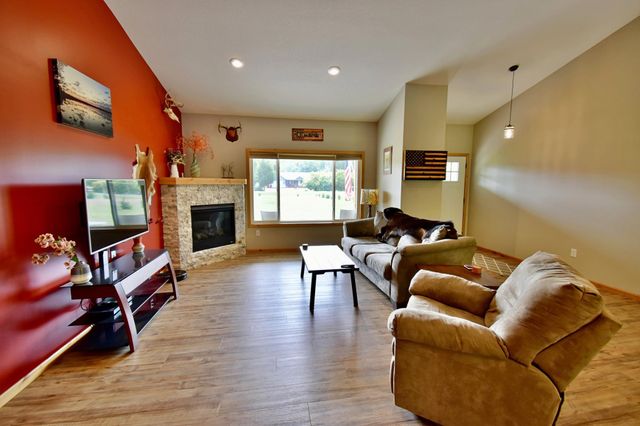 22 454th Boulevard, Harris, MN 55032
