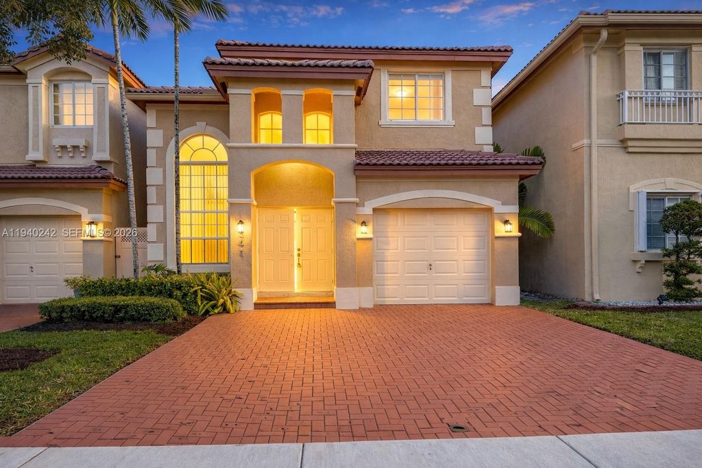 11541 NW 68th Terrace, Doral, FL 33178