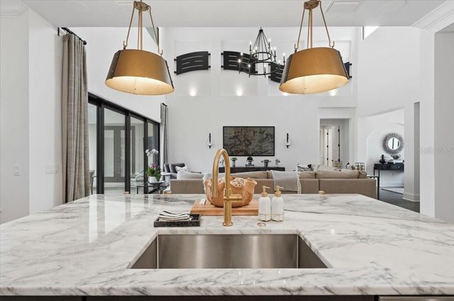 2398 HERITAGE LAKES DRIVE, Lakeland, FL 33803