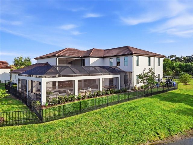 2398 HERITAGE LAKES DRIVE, Lakeland, FL 33803