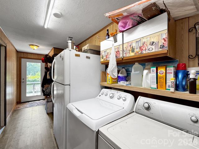 150 Sorghum Drive, Waynesville, NC 28785
