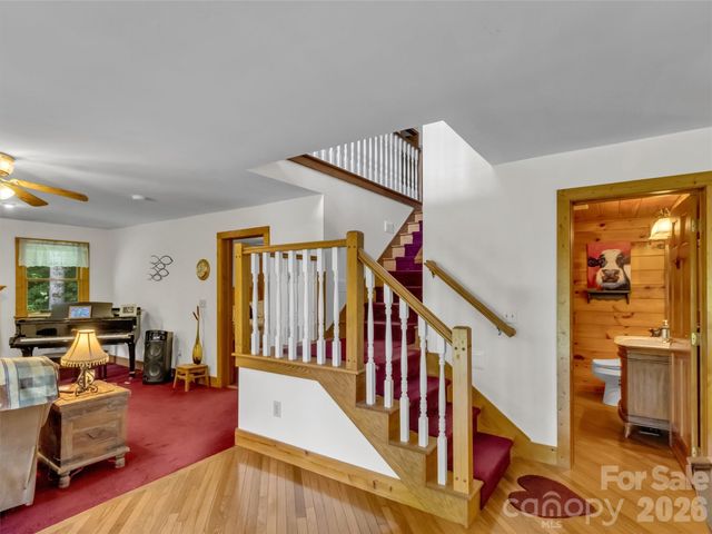 150 Sorghum Drive, Waynesville, NC 28785