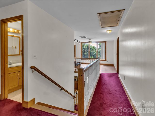 150 Sorghum Drive, Waynesville, NC 28785