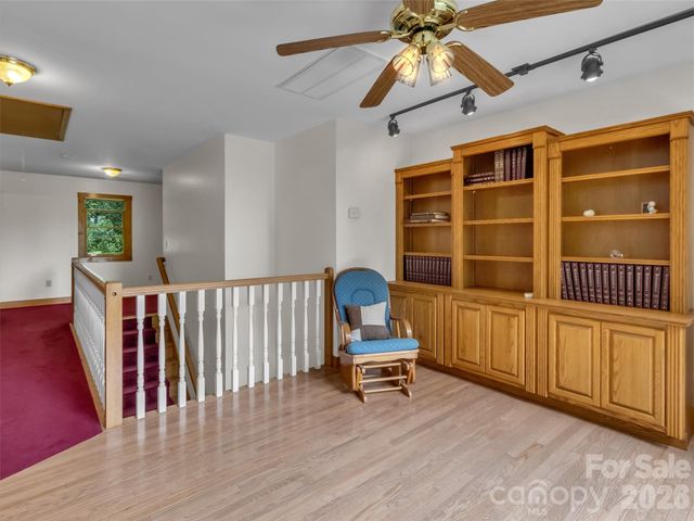 150 Sorghum Drive, Waynesville, NC 28785