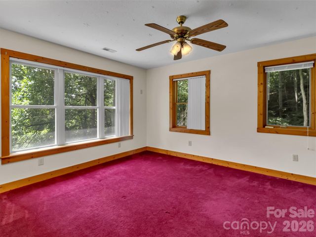 150 Sorghum Drive, Waynesville, NC 28785