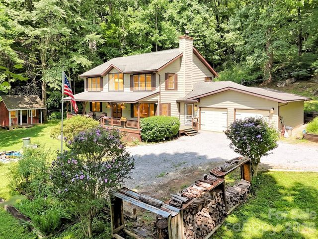 150 Sorghum Drive, Waynesville, NC 28785