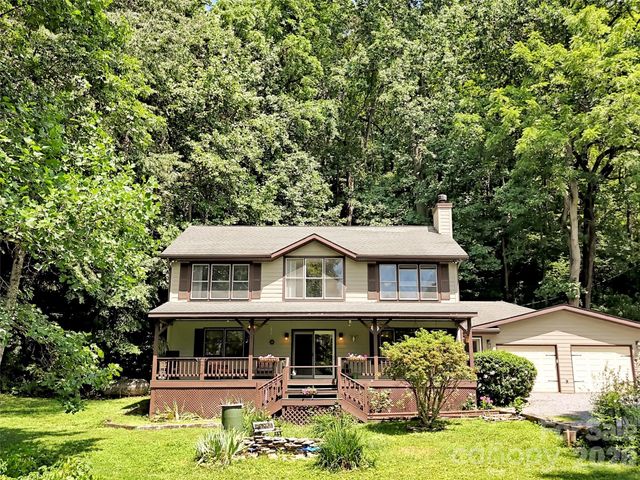 150 Sorghum Drive, Waynesville, NC 28785