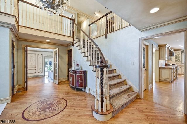 307 Freemans Ln, Franklin Lakes Boro, NJ 07417