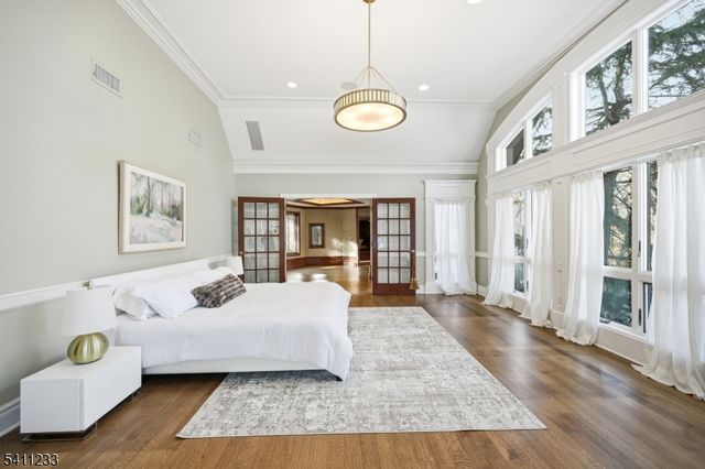 307 Freemans Ln, Franklin Lakes Boro, NJ 07417