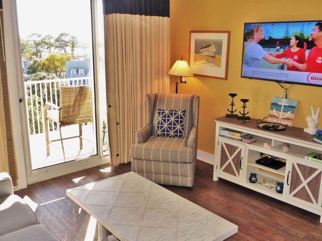 9100 Baytowne Wharf Boulevard UNIT 562, Miramar Beach, FL 32550