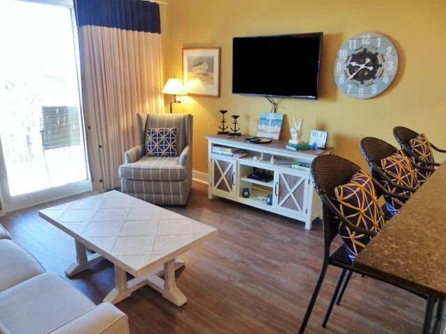 9100 Baytowne Wharf Boulevard UNIT 562, Miramar Beach, FL 32550