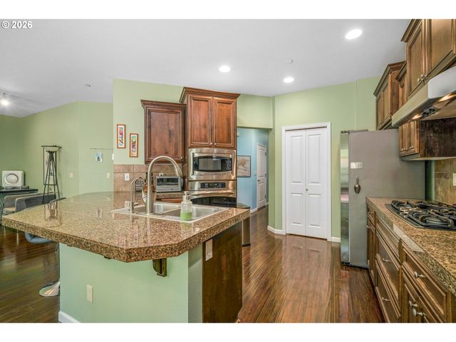 8156 Sw 174th Ter, Beaverton, OR 97007